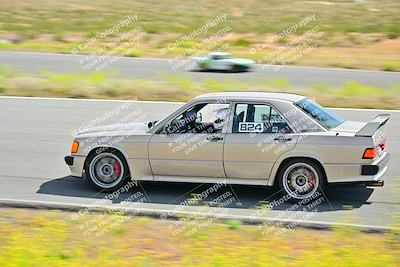 media/May-04-2024-Team Topak Racing (Sat) [[1dff1aa745]]/Inter Low 2/Session 2/